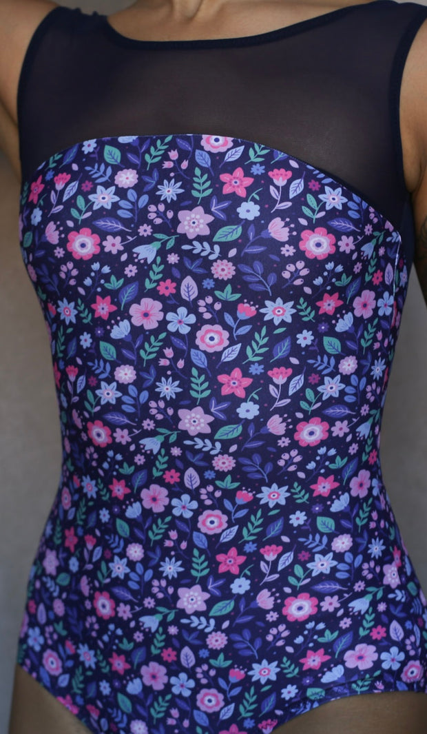 SIZE MEDIUM MESH TANK **Long Torso**