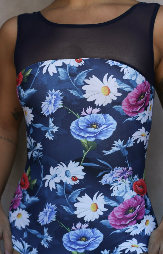 SIZE MEDIUM MESH TANK **Long Torso**