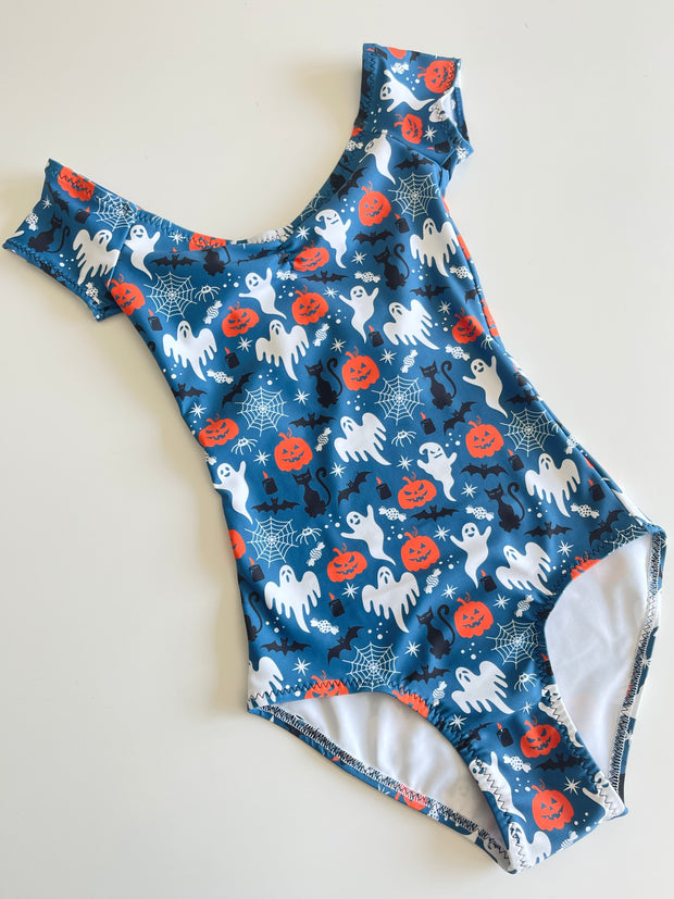 SPOOKY MIDNITE Cap Sleeve with Pinch