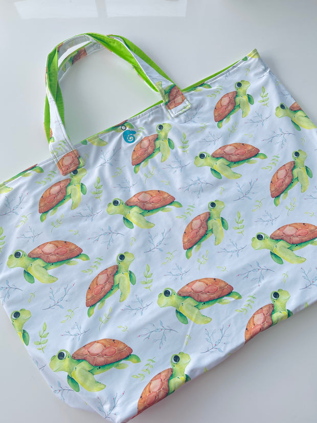 NEW LARGE REVERSIBLE TOTE BAG